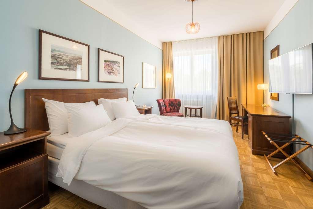 เรดิสัน บลู แกรนด์ โฮเทล แทมเมอร์ Hotel ตัมเปเร ห้อง รูปภาพ